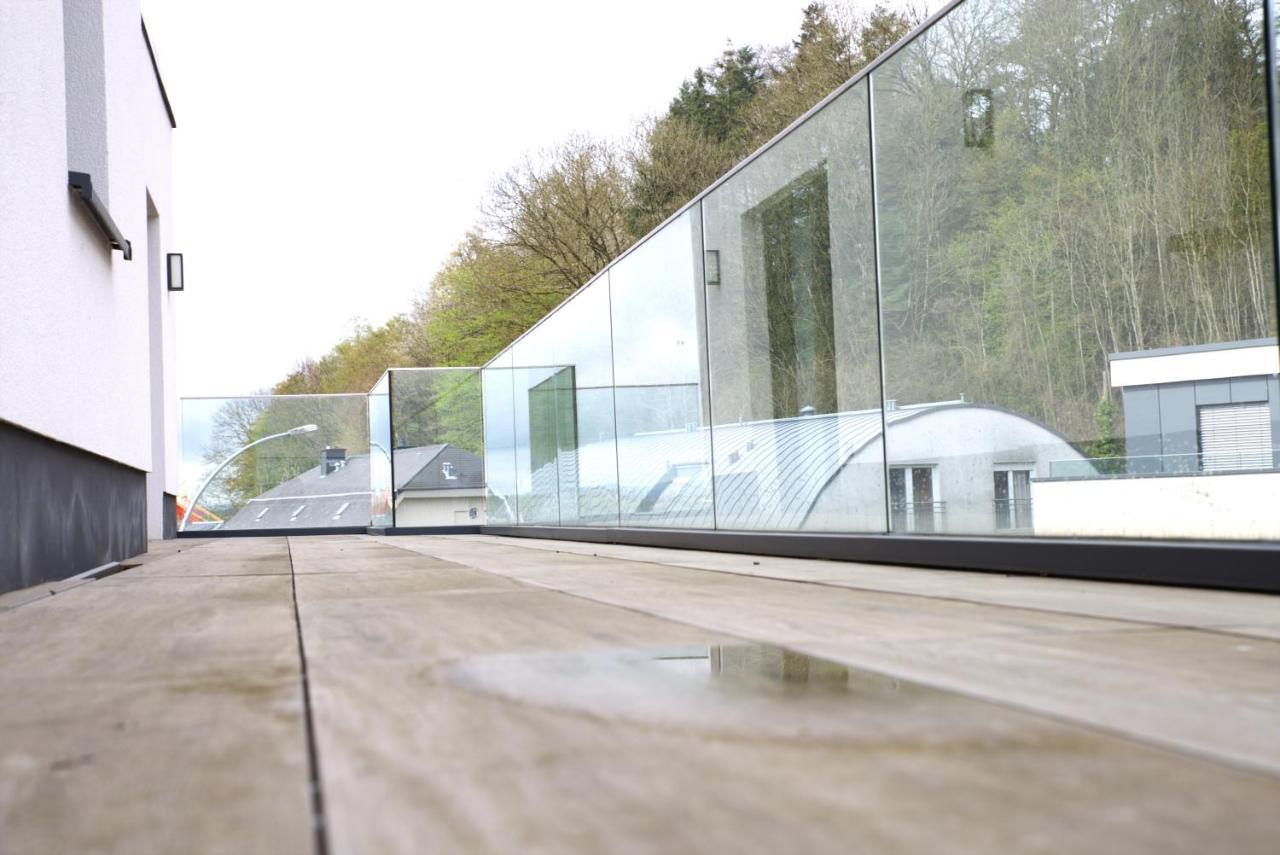 Peaceful Modern 2 Bedroom Penthouse With Nice View Hesperange Exterior photo